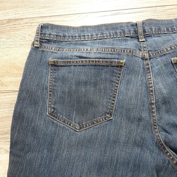 Old Navy Diva Womens Jeans Size 16 Boot Cut Stretch Denim Blue Casual Casual - Picture 12 of 12